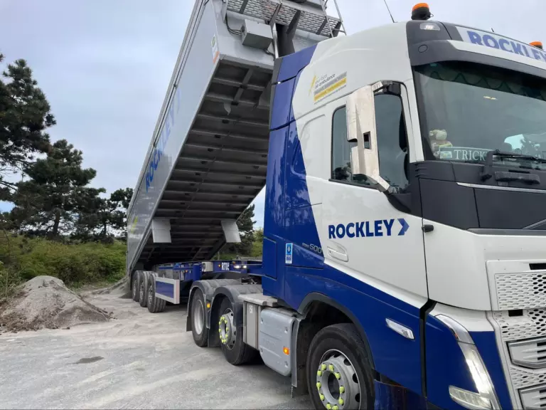 Heavy Haulage: Moving Construction Materials Safely And Efficiently